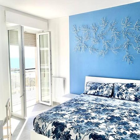 10 Min. Da Sanremo Appartamento Vista Mare 타기아 외부 사진