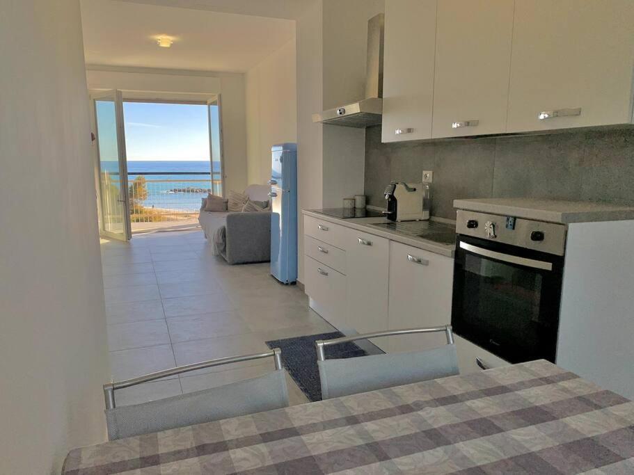 10 Min. Da Sanremo Appartamento Vista Mare 타기아 외부 사진