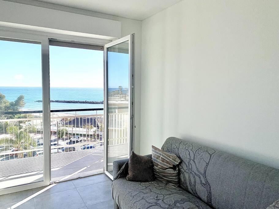 10 Min. Da Sanremo Appartamento Vista Mare 타기아 외부 사진